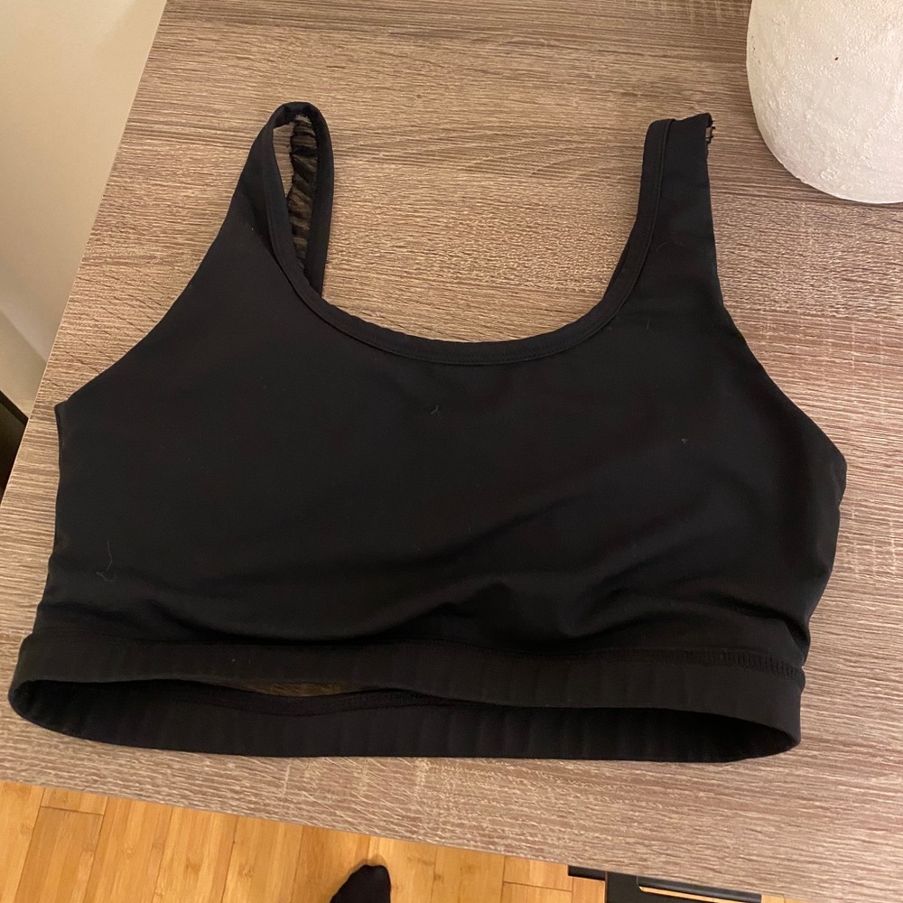 Sports bra